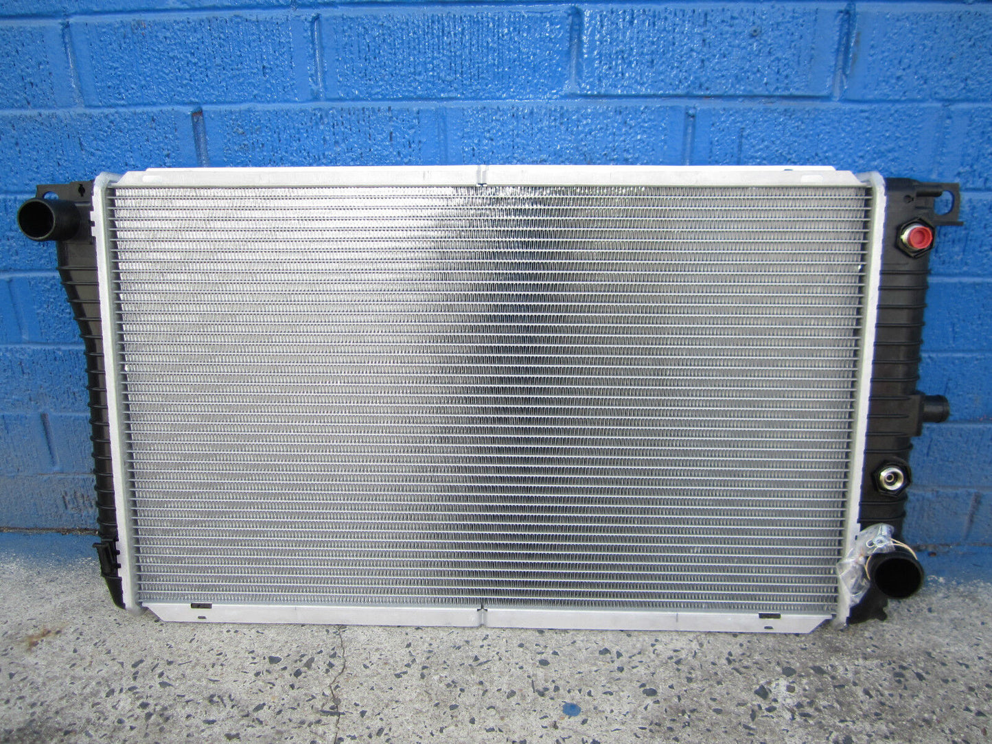 FITS FOR FORD FALCON EA EB ED V6 V8 RADIATOR