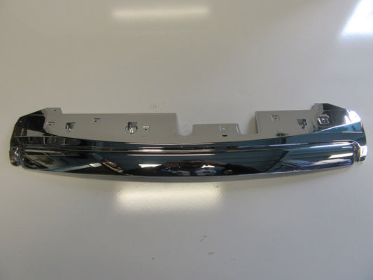 HOLDEN COMMODORE VE SERIES 1 CHROME BONNET STRIP MOULD NEW GENUINE CALAIS HSV