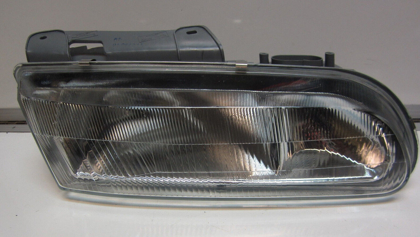 VR VS FOR HOLDEN COMMODORE STATESMAN CAPRICE VR VS HEADLIGHT DRIVER SIDE NEW