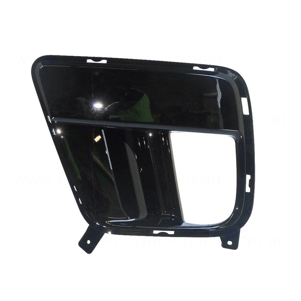 GENUINE PASSENGER SIDE FOG LIGHT COVER FOR Kia Cerato TD 2009 to 2013  Front BaR