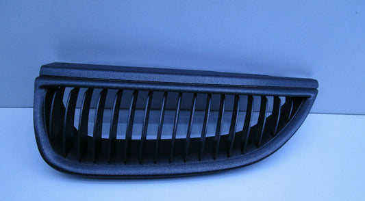 FRONT BUMPER GRILLE PASSENGER SIDE L/H TO SUITE HOLDEN COMMODORE VT MODELS