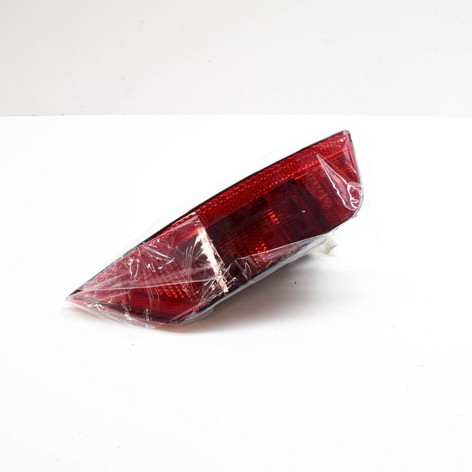 Genuine Rear BAR LIGHT DRIVER SIDE FOR Ford Escape ZG  9/2016-4/2020 REAR LAMP
