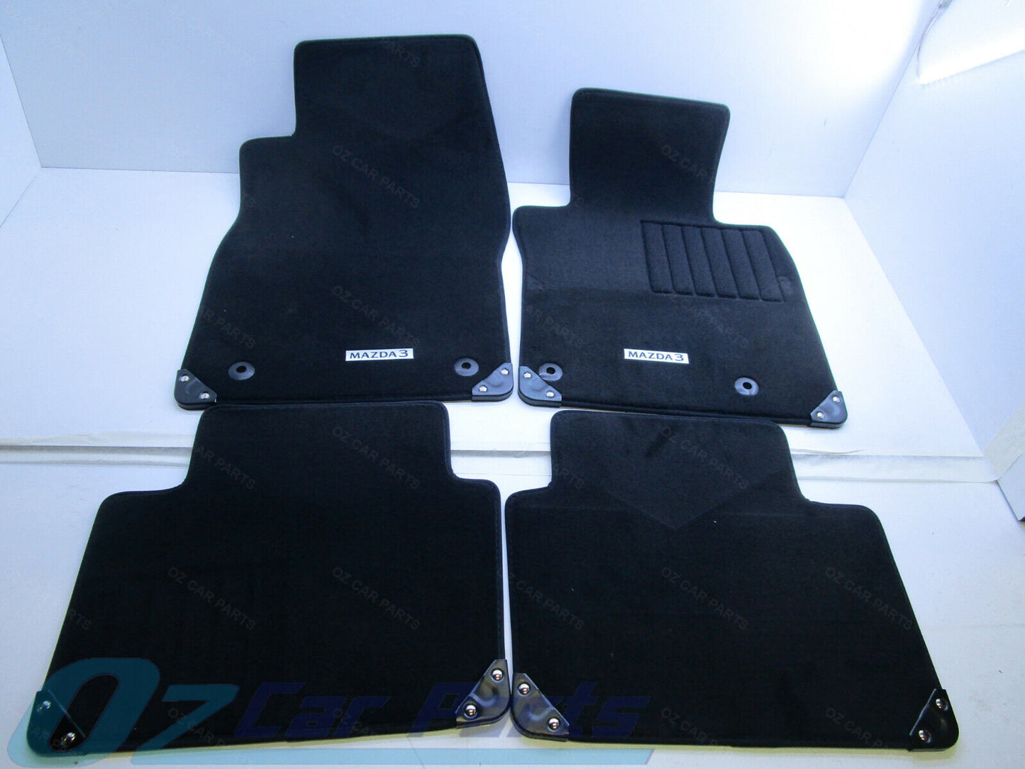 GENUINE FLOOR MAT SET CARPET FOR MAZDA 3 BP HATCH 2019-2022 NEW X4 PCS