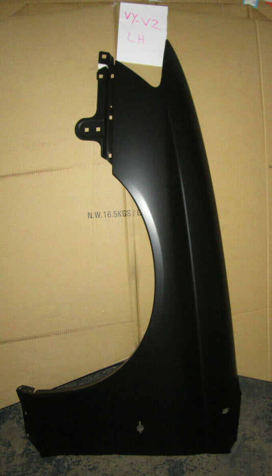 PASSENGER LEFT FRONT GUARD & FENDER FOR EXECUTIVE HOLDEN COMMODORE VY VZ NEW