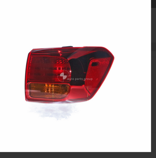 GENUINE RIGHT TAIL LIGHT FOR KIA CARNIVAL YP Wagon S-TYPE 1/2015-3/2018