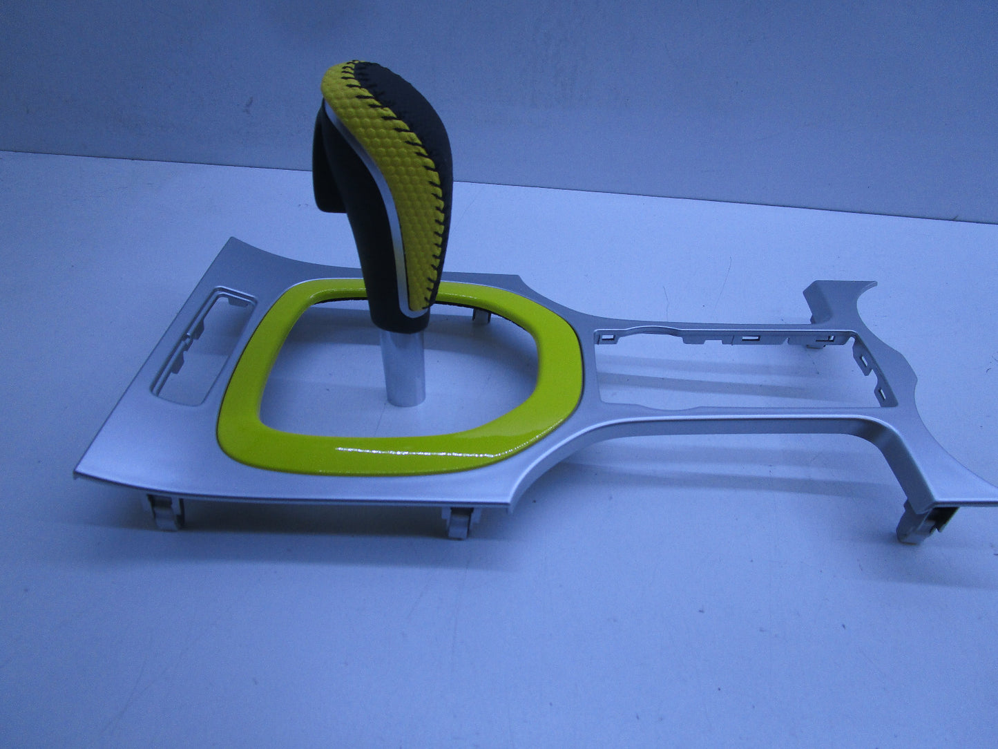 YELLOW COLOUR GEAR SHIFTER SET FOR HOLDEN COMMODORE VE & WM V6 & V8 & HSV