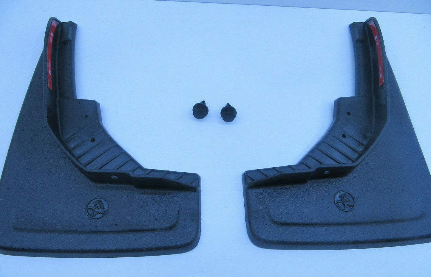 Genuine New Front mudflaps HOLDEN VE Commodore Omega Berlina Calais FRONT PAIR