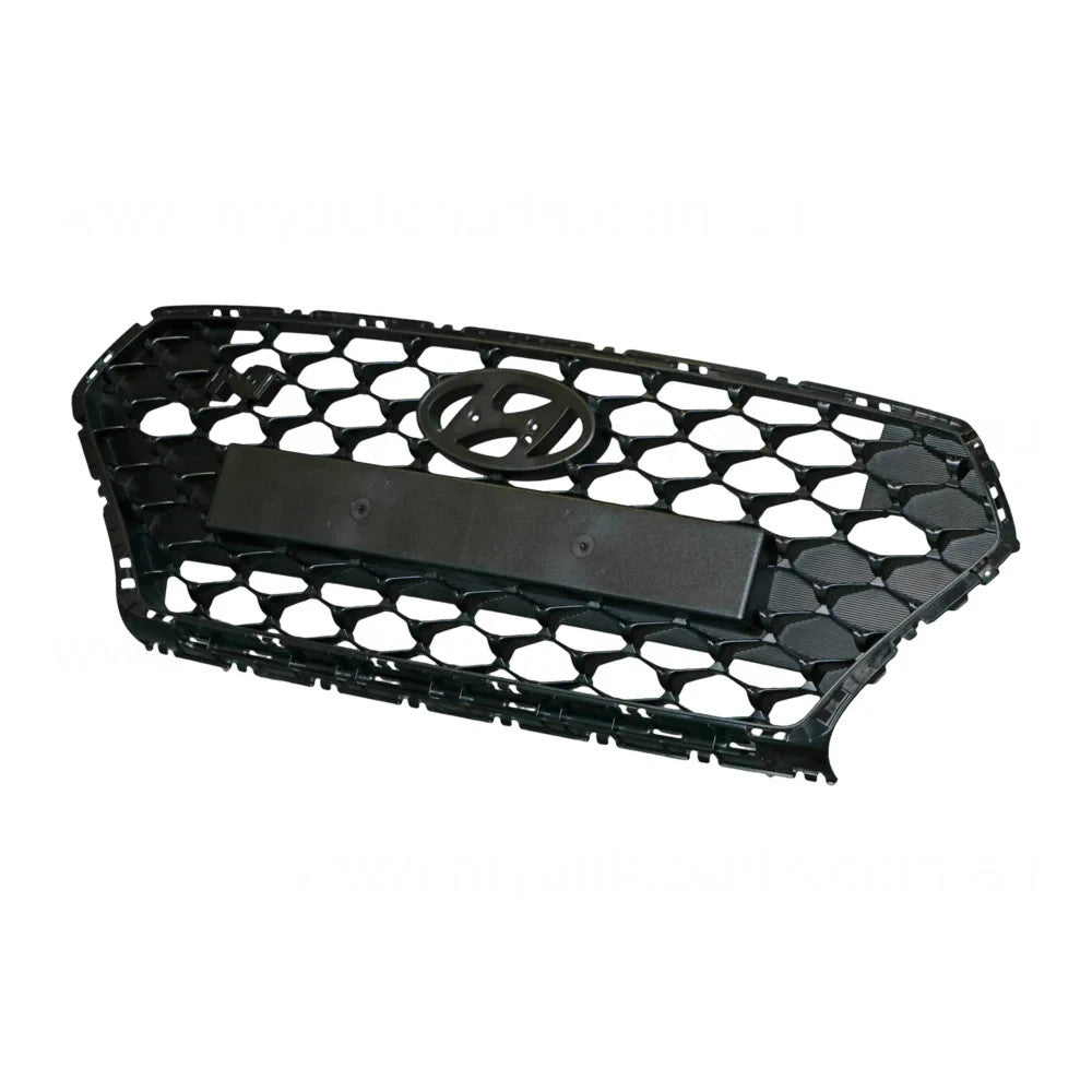 GENUINE FRONT GRILLE FOR Hyundai i30 PD built from 2018 to 2020.