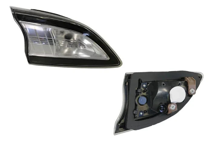 NEW LEFT TAIL LIGHT INNER FOR MAZDA 3 BL HATCH 1/2009-1/2014 NO KEY HOLE NO LED