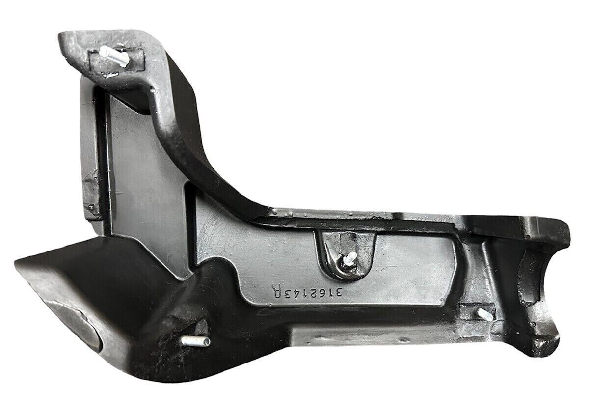 GENUINE DRIVER SIDE STEEL BULLBAR BUMPERETTE MOULD FOR NISSAN PATROL GU Y61 D40