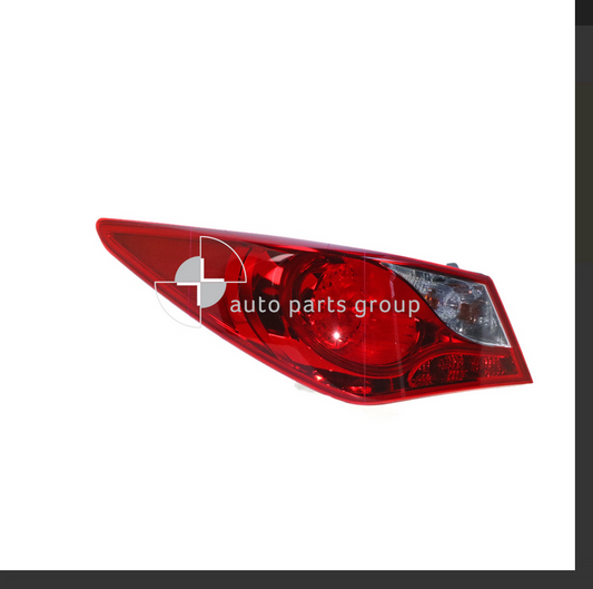 GENUINE LEFT TAIL LIGHT FOR HYUNDAI I45 SEDAN YF 5/2010-1/2013 LED TYPE