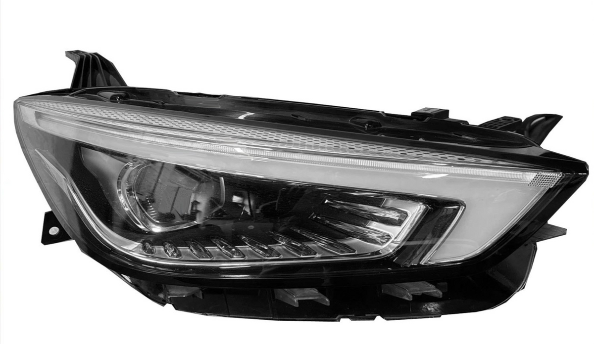 GENUINE RIGHT HEADLIGHT FOR MG ZS EV ZS built from 01/2022 to 07/2025.