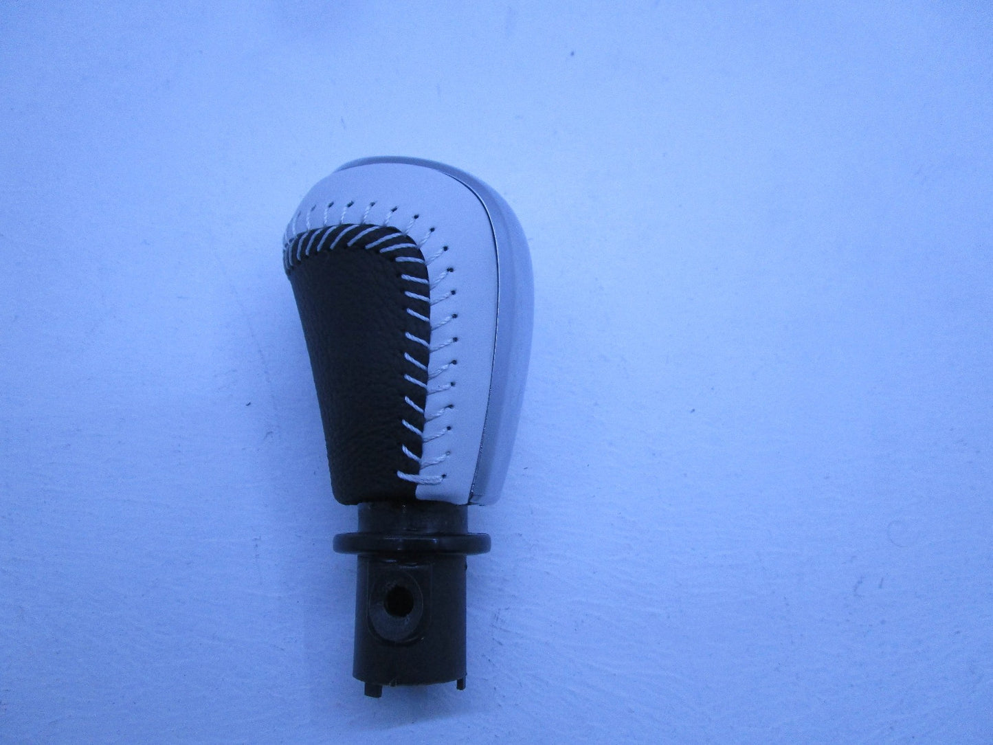 NEW MANUAL LEATHER GEAR SHIFTER KNOB FOR HOLDEN VF CALAIS V6 SEDAN WAGON UTE