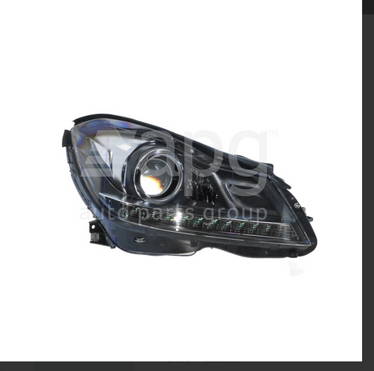 NEW RIGHT HEADLIGHT FOR MERCEDES BENZ C-CLASS W204 S204 6/2007-7/2014 Bi-Xenon