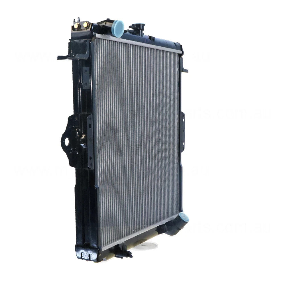 NEW Radiator FOR Toyota Landcruiser 4.5L 1Fz-FE Petrol 08/1999-01/2007 MANUAL