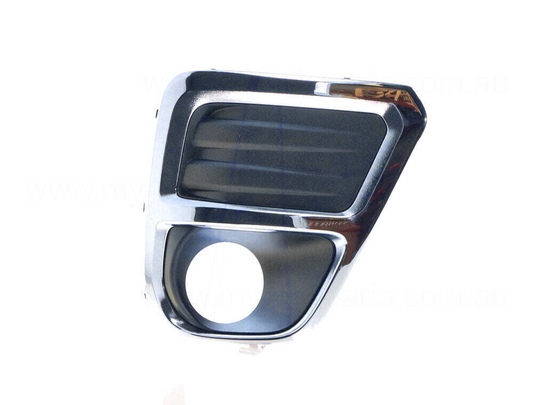 GENUINE DRIVER SIDE FOG LIGHT COVER FOR Subaru Forester 2.5i Premium SK 9/18-ON