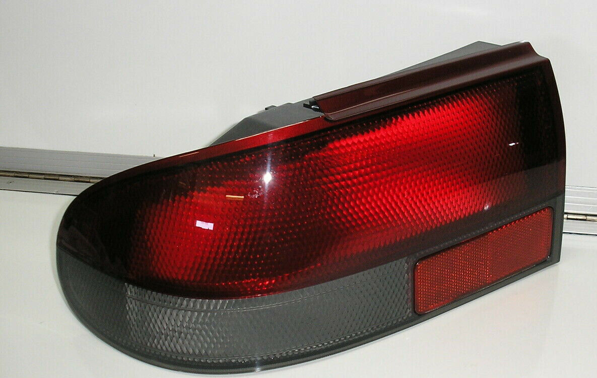 CLEAR Tail Light Lamp LEFT SIDE REAR LAMP BRAND HOLDEN COMMODORE VR VS SEDAN