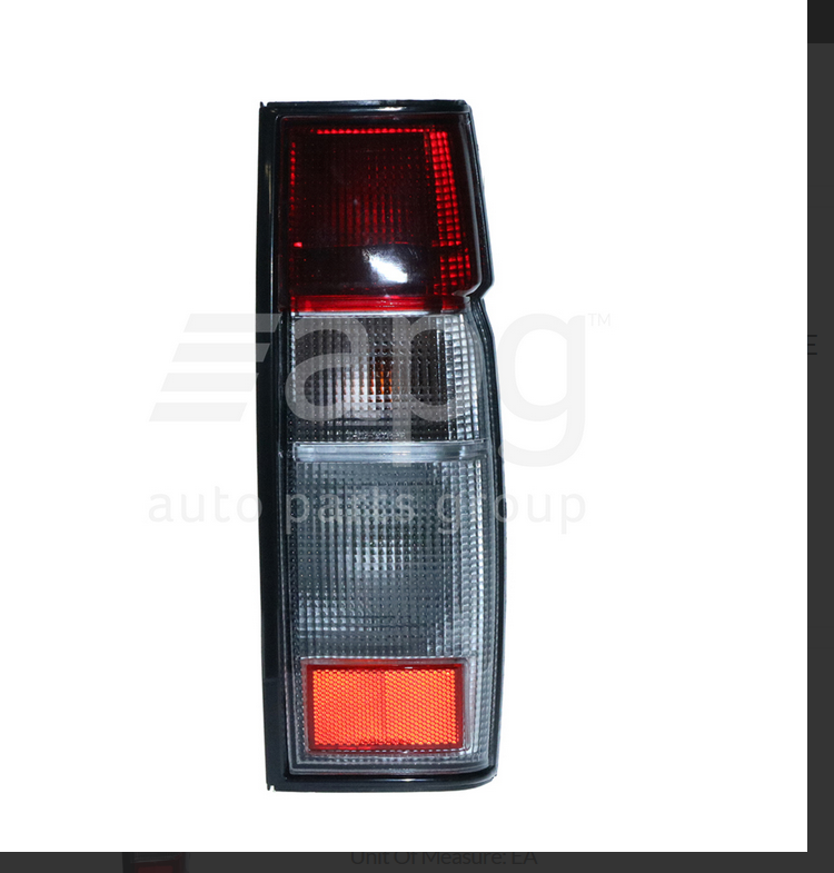 NEW RIGHT TAILLIGHT FOR NISSAN NAVARA D22 2/1997-10/2001 HOOK TYPE TAIL GATE