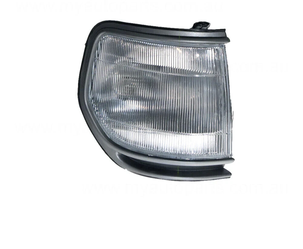 RIGHT FRONT CORNER PARK LIGHT FOR Toyota Landcruiser FZJ80R/HDJ80R/HZJ80R 90-98