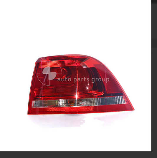 GENUINE RIGHT TAIL LIGHT FOR VW VOLKSWAGEN TOUAREG 7P 7/2015-1/2019 WAGON