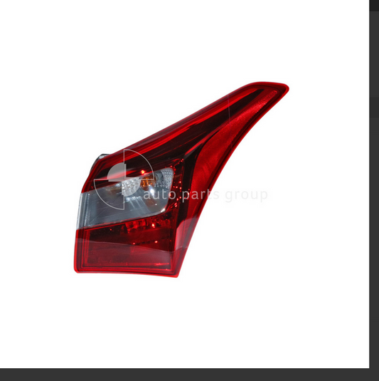 GENUINE RIGHT TAIL LIGHT FOR HYUNDAI I30 GD 5/2012-3/2015 HATCH I-30