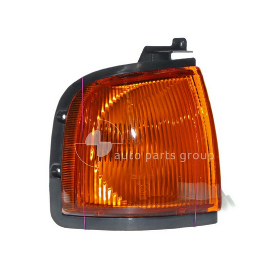 NEW FRONT RIGHT CORNER PARK LIGHT AMBER  FORD COURIER PE Ute 1/1999-10/2002