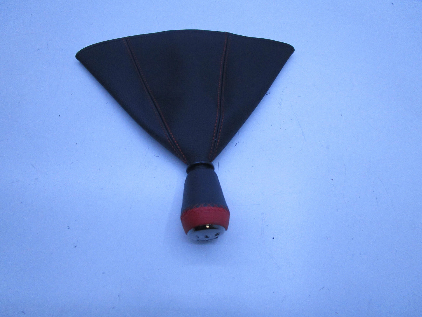 MANUAL GEAR KNOB WITH BOOT COVER FOR HOLDEN VY V6 EXECUTIVE CALAIS RED COLOUR