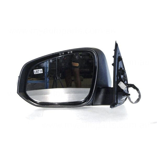 GENUINE LEFT DOOR MIRROR FOR Toyota FORTUNER GUN156R 8/2020-7/2022 BLINKER TYPE