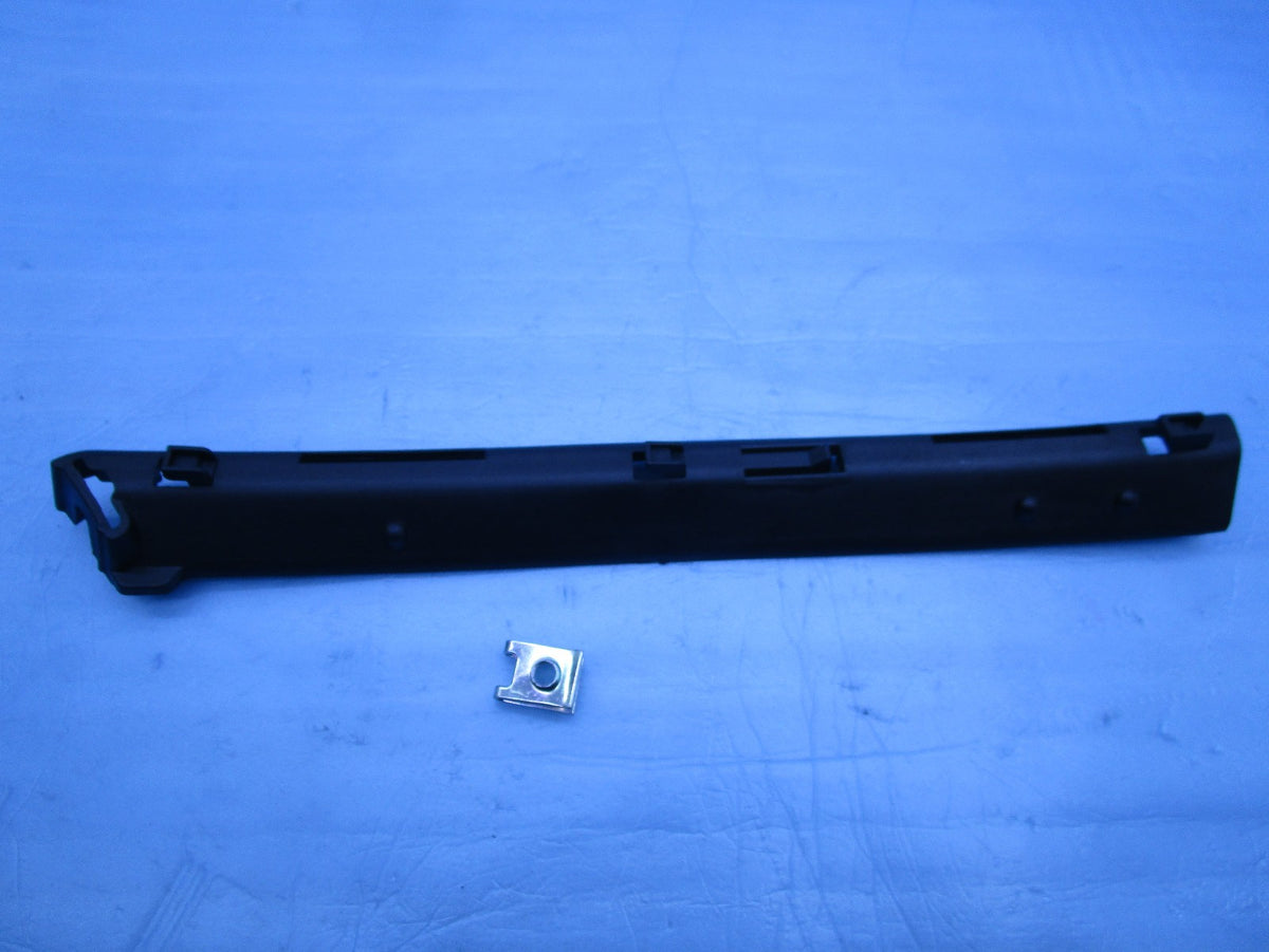 NEW FRONT BAR BRACKET LEFT SIDE FOR HOLDEN COMMODORE VY VZ WK WL ALL MODELS