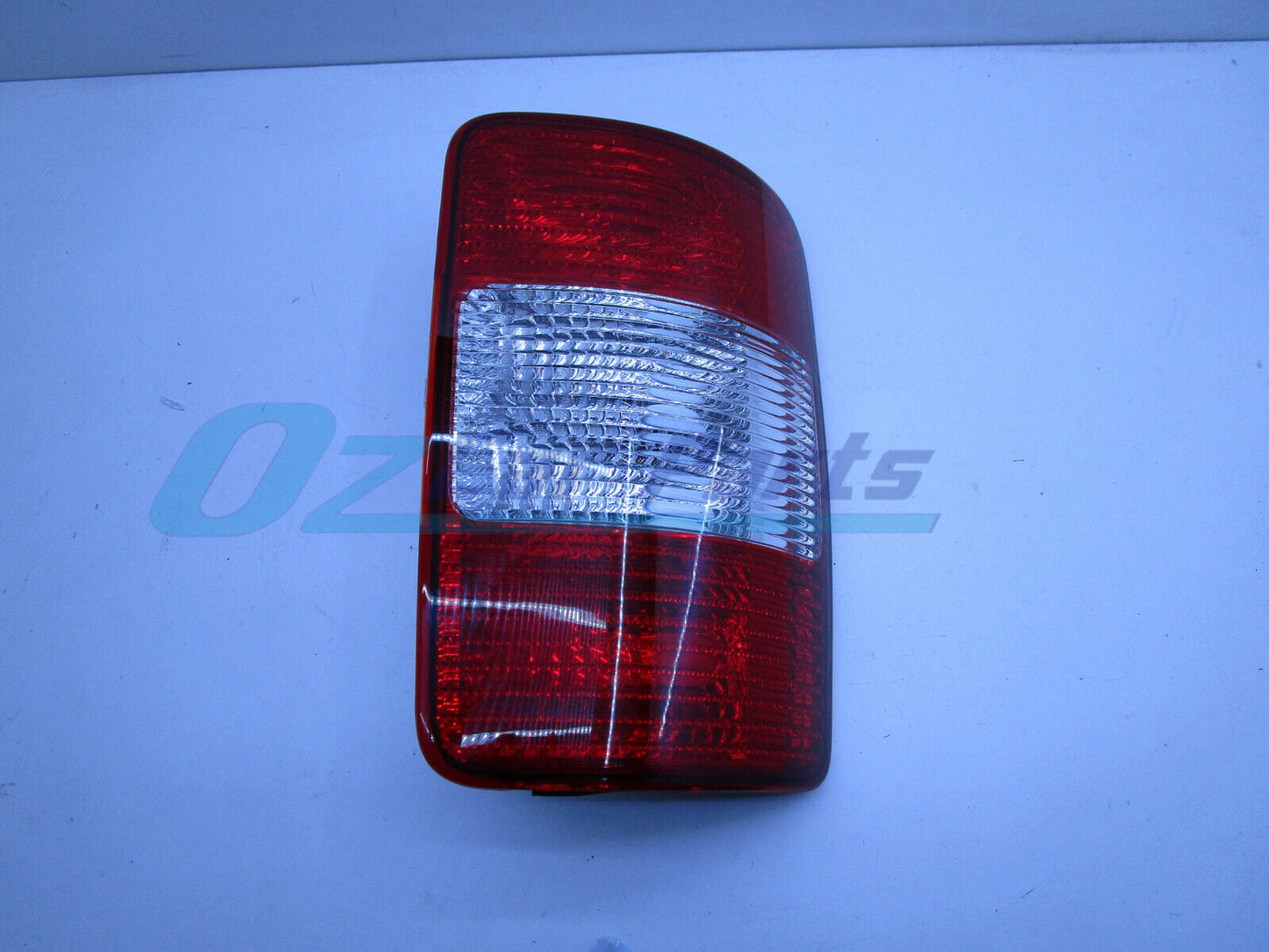 DRIVER SIDE TAIL LIGHT FOR (BARN DOOR TYPE) For VOLKSWAGEN CADDY 2005 -2010 NEW