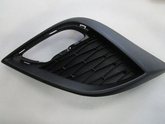 GENUINE DRIVER SIDE FOG LIGHT COVER FOR Mazda 3 BL SP25 3/2009-8/2011 MAZDA-3