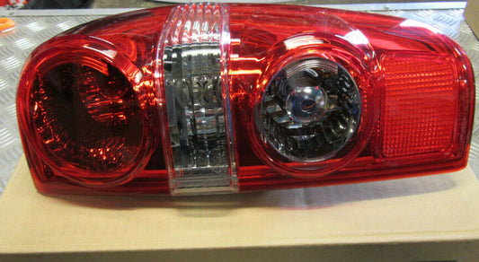 HOLDEN COLORADO RC TAIL LIGHT RIGHT HAND RC COLORADO 08-12 REAR LAMP NEW