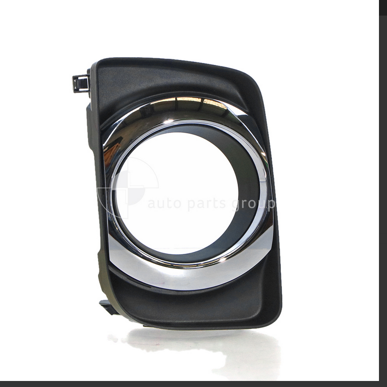 NEW FRONT RIGH FOG LIGHT COVER BEZEL FOR TOYOTA CAMRY AHV40 HYBRID 2/2010-1/2011