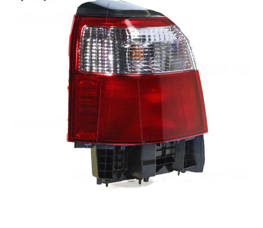 GENUINE PASSENGER TAIL LIGHT FOR Subaru Forester Wagon 1/2000-6/2002