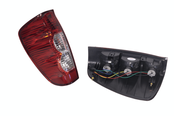 NEW PASSENGER SIDE TAIL LIGHT FOR GREAT WALL V200/V240  K2  08/2011~ ONWARDS