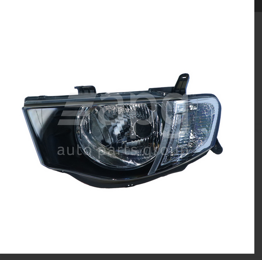 NEW LEFT HEADLIGHT FOR MITSUBISHI TRITON MN 8/2009-3/2015