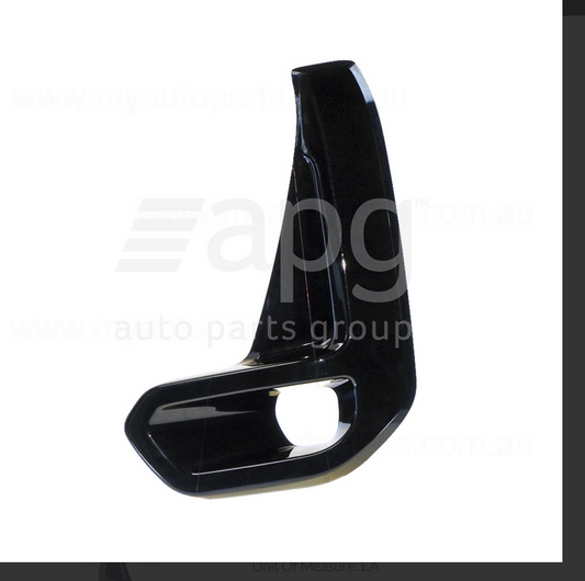 GENUINE FRONT LEFT GRILLE FOG LIGHT COVER FOR Hilux GUN126R GUN136R 2020 onwards