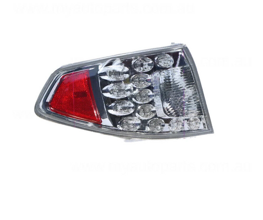 GENUINE PASSENGER TAIL LIGHT FOR Subaru Impreza G3 5-Door Hatch 07-11 Xv 10-11