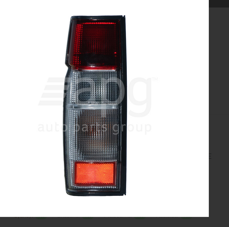 NEW LEFT TAILLIGHT FOR NISSAN NAVARA D22 2/1997-10/2001 HOOK TYPE TAIL GATE