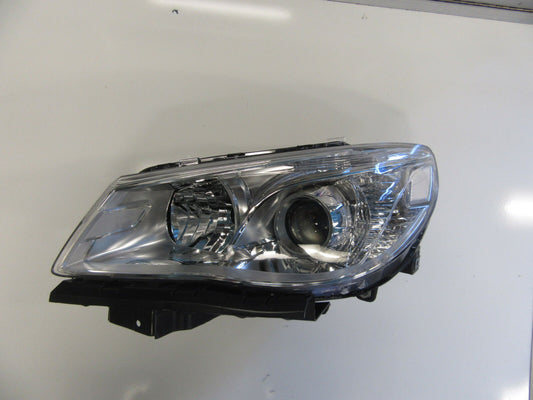 PASSENGER SIDE CHROME HOLDEN COMMODORE VF 2013-2018 EVOKE HEADLIGHT LEFT NEW