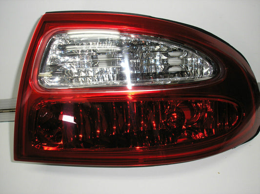 VX HOLDEN COMMODORE VX TAIL LIGHT LAMP DRIVER SIDE RIGHT HAND NEW SEDAN MODELS