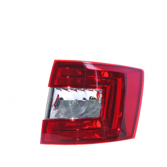 NEW DRIVER SIDE TAIL LIGHT FOR Skoda Octavia NE Wagon 11/2013-5/2015
