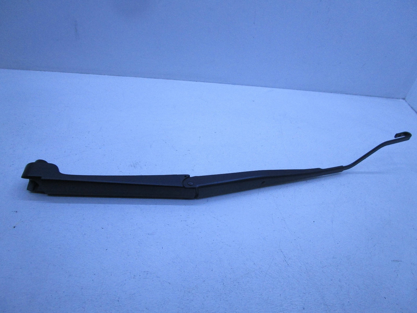NEW GENUINE LEFT WIPER ARM FOR FORD FG G6 G6E Windscreen Wiper Arm Assembly