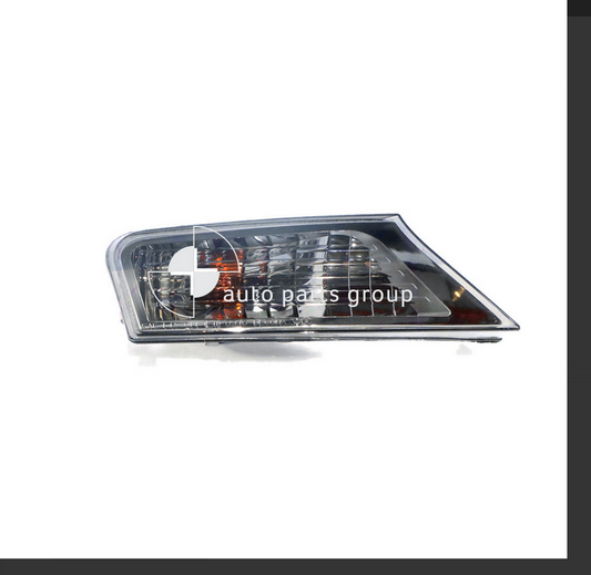 GENUINE RIGHT FRONT PARK BLINKER CORNER LIGHT FOR Jeep Cherokee 1/2008-10/2012