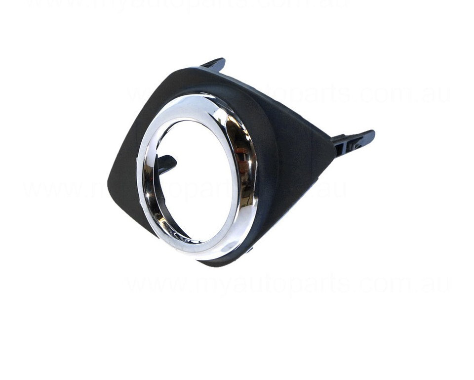 GENUINE DRIVER SIDE FOG LIGHT COVER FOR Toyota RAV4 8/2008 to 12/2012  BEZEL
