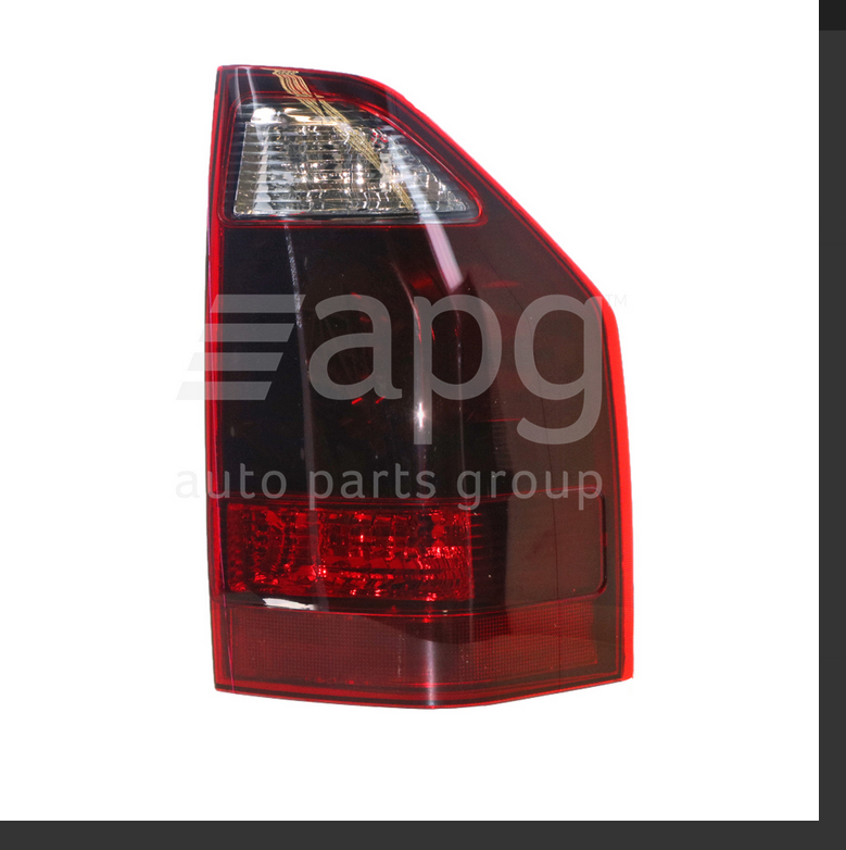 NEW RIGHT TAIL LIGHT FOR MITSUBISHI PAJERO NP Wagon 11/2002-6/2006