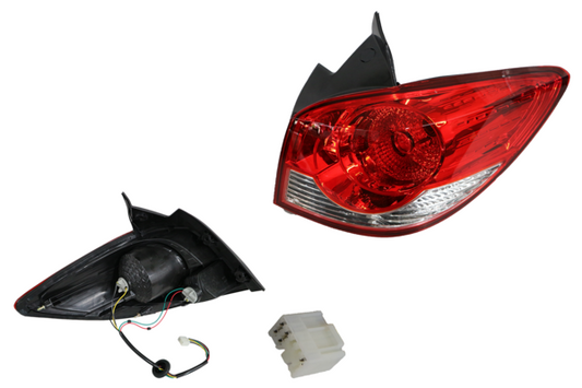 NEW DRIVER SIDE TAIL LIGHT FOR HOLDEN CRUZE HATCHBACK  JH  03/2011 ~ 2016