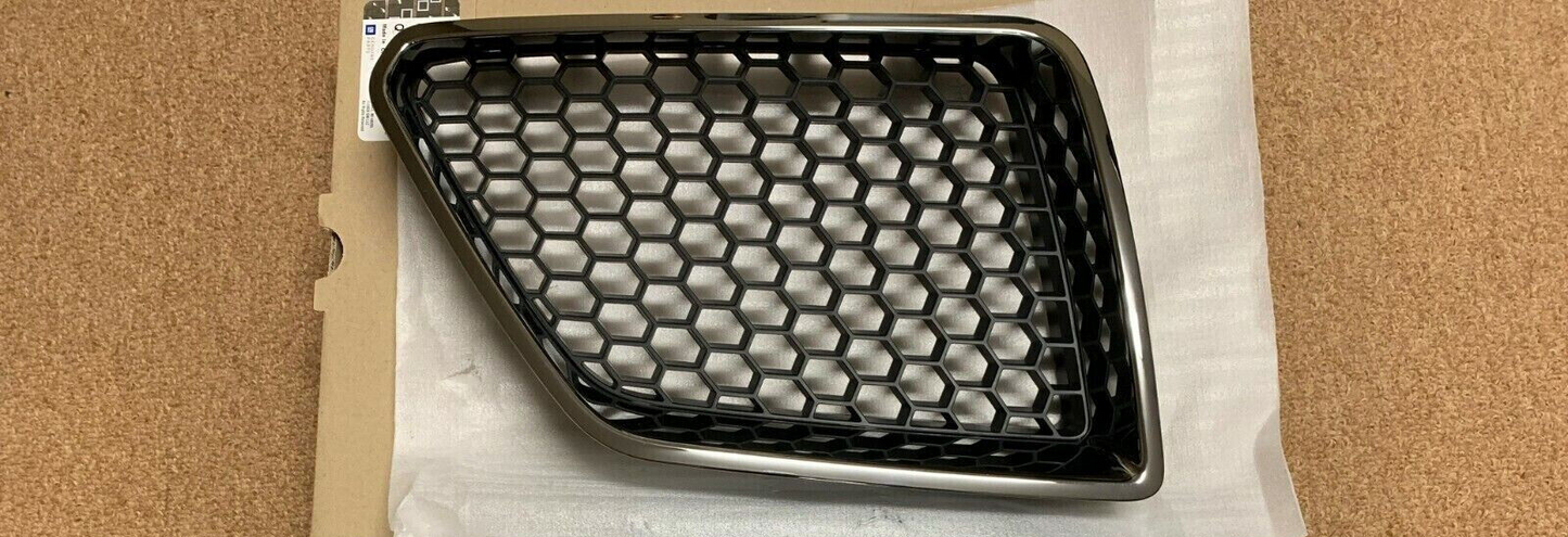 GENUINE FRONT UPPER GRILLE DRIVER SIDE FOR HOLDEN VE G8 COMMODORE