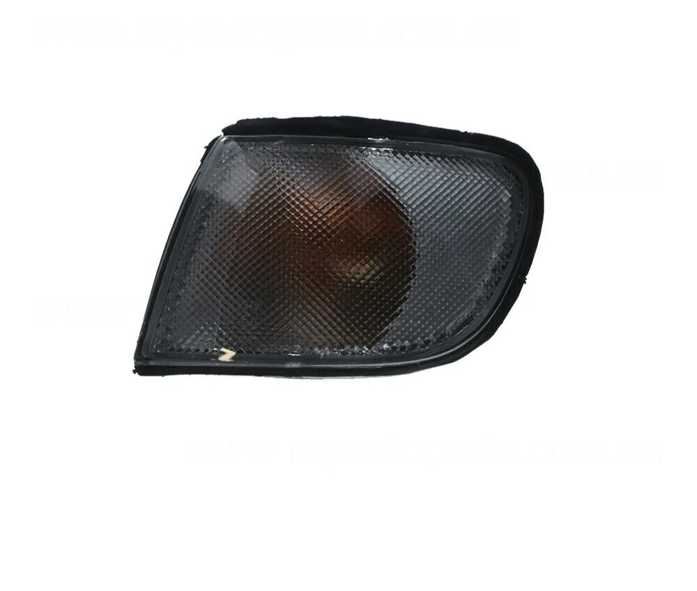 FRONT PARK-INDICATOR LAMP PASSENGER SIDE FOR NISSAN PULSAR  8/1991 - 5/1995