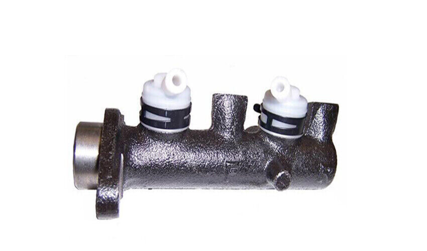 New Brake Master Cylinder For MITSUBISHI DELICA . 3D Van 4WD 1986 - 1988